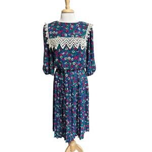 JAMIE Pleated Midi Dress Ditzy Floral 90's Crochet Collar Cottagecore Women's 10